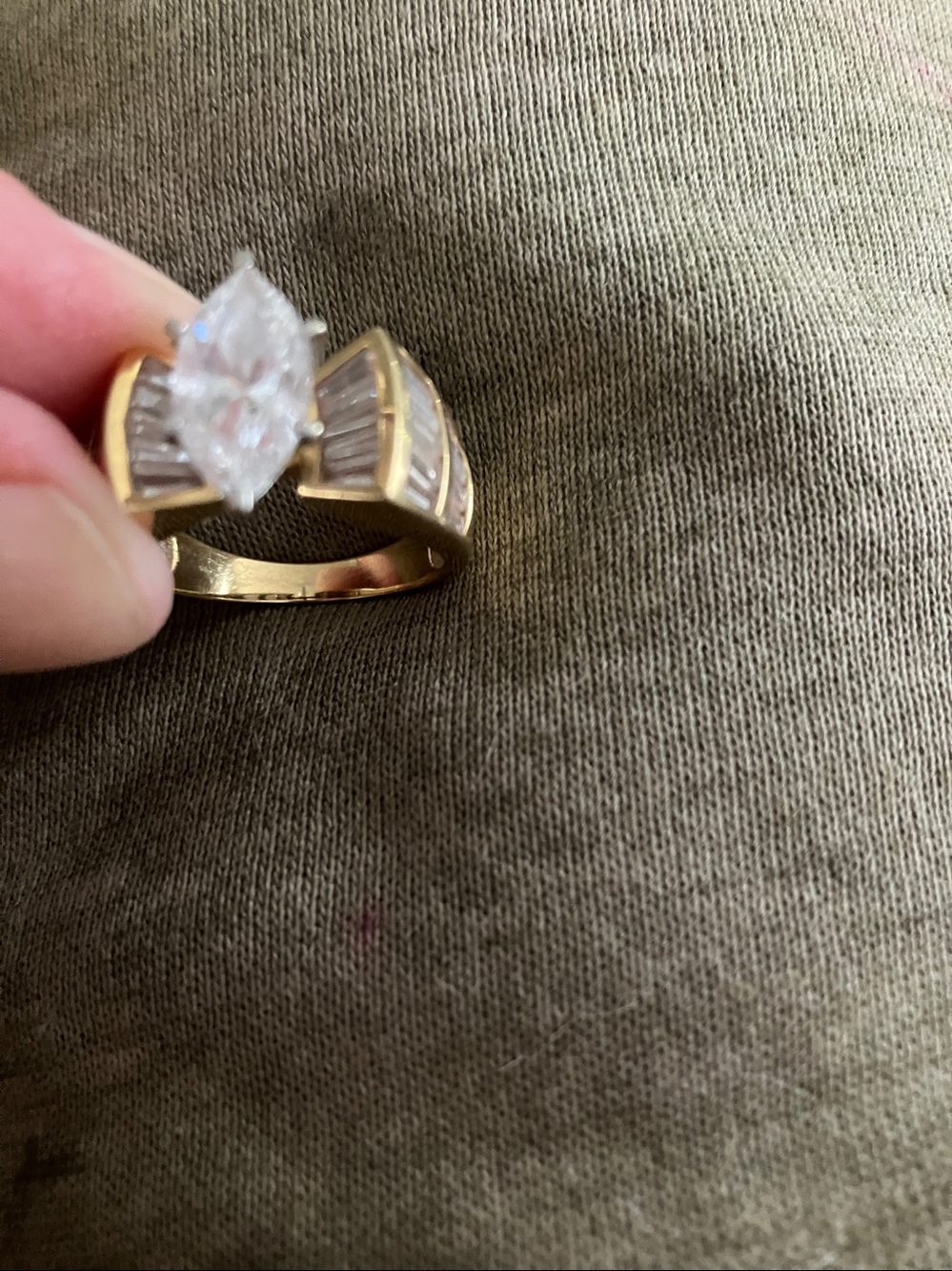 Gold Plated Ring - Picture 4 of 4